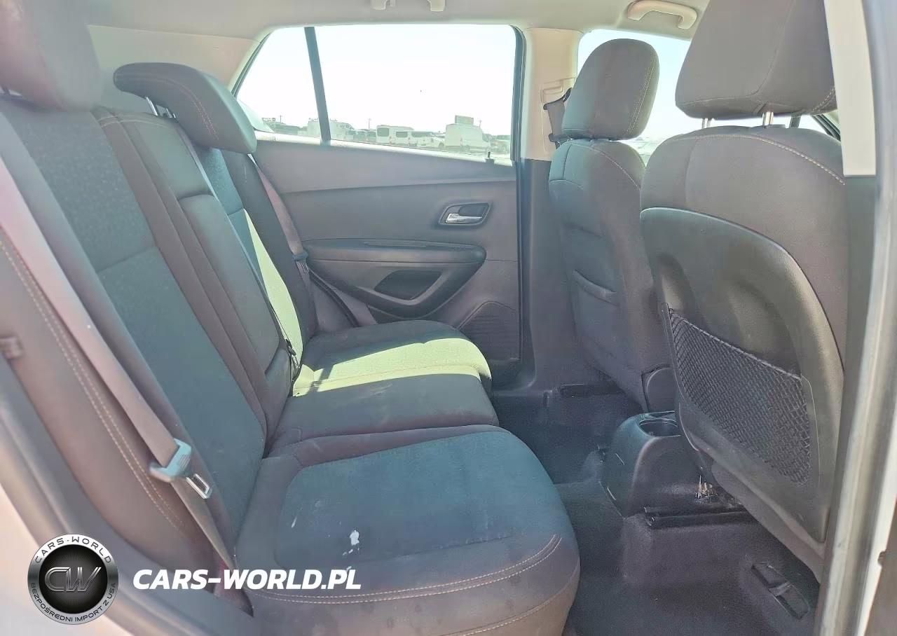 2018 Chevrolet Trax Ls VIN:KL7CJKSB5JB572852 - 11