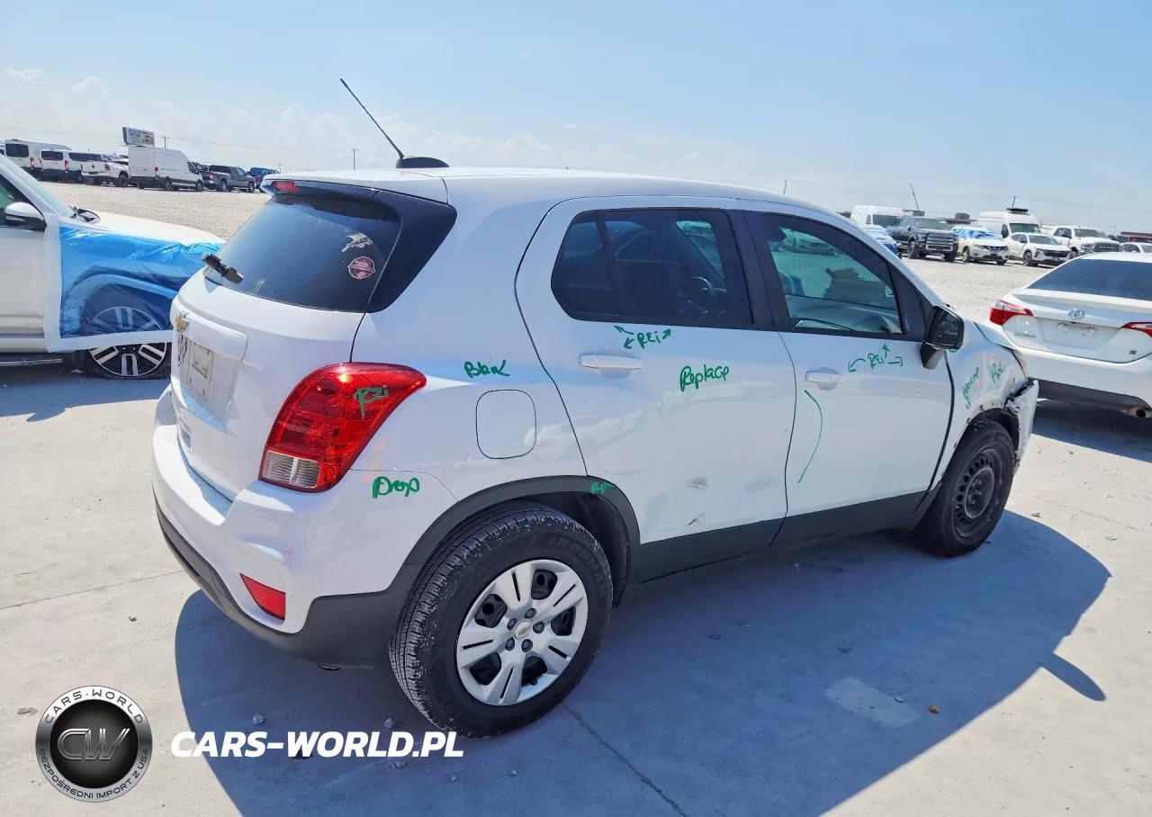 2018 Chevrolet Trax Ls VIN:KL7CJKSB5JB572852 - 3