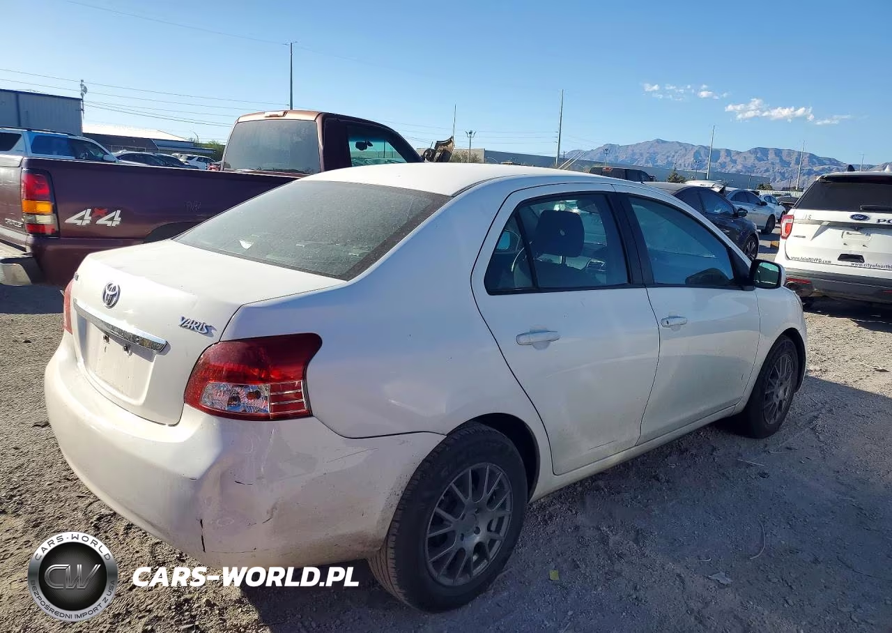 2010 Toyota Yaris Base VIN:JTDBT4K37A4069048 - 3