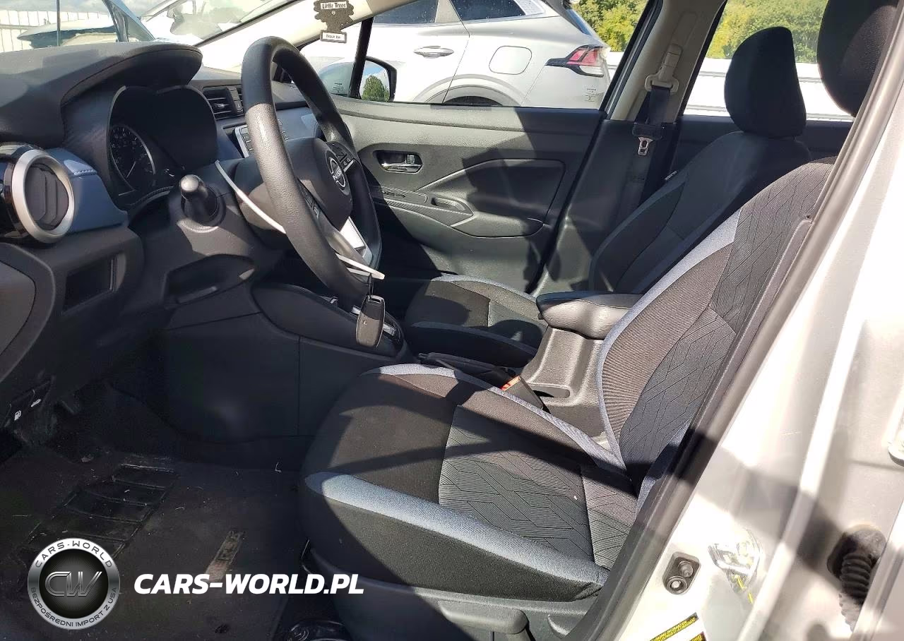 2025 Nissan Versa Sv VIN:3N1CN8EV3SL865135 - 7