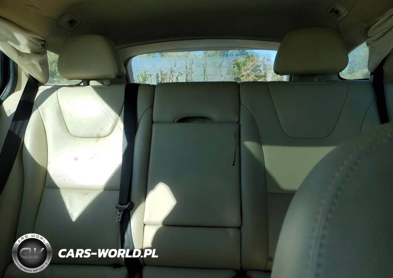 2016 Volvo V60 T5 Premier VIN:YV140MEK7G1292179 - 10