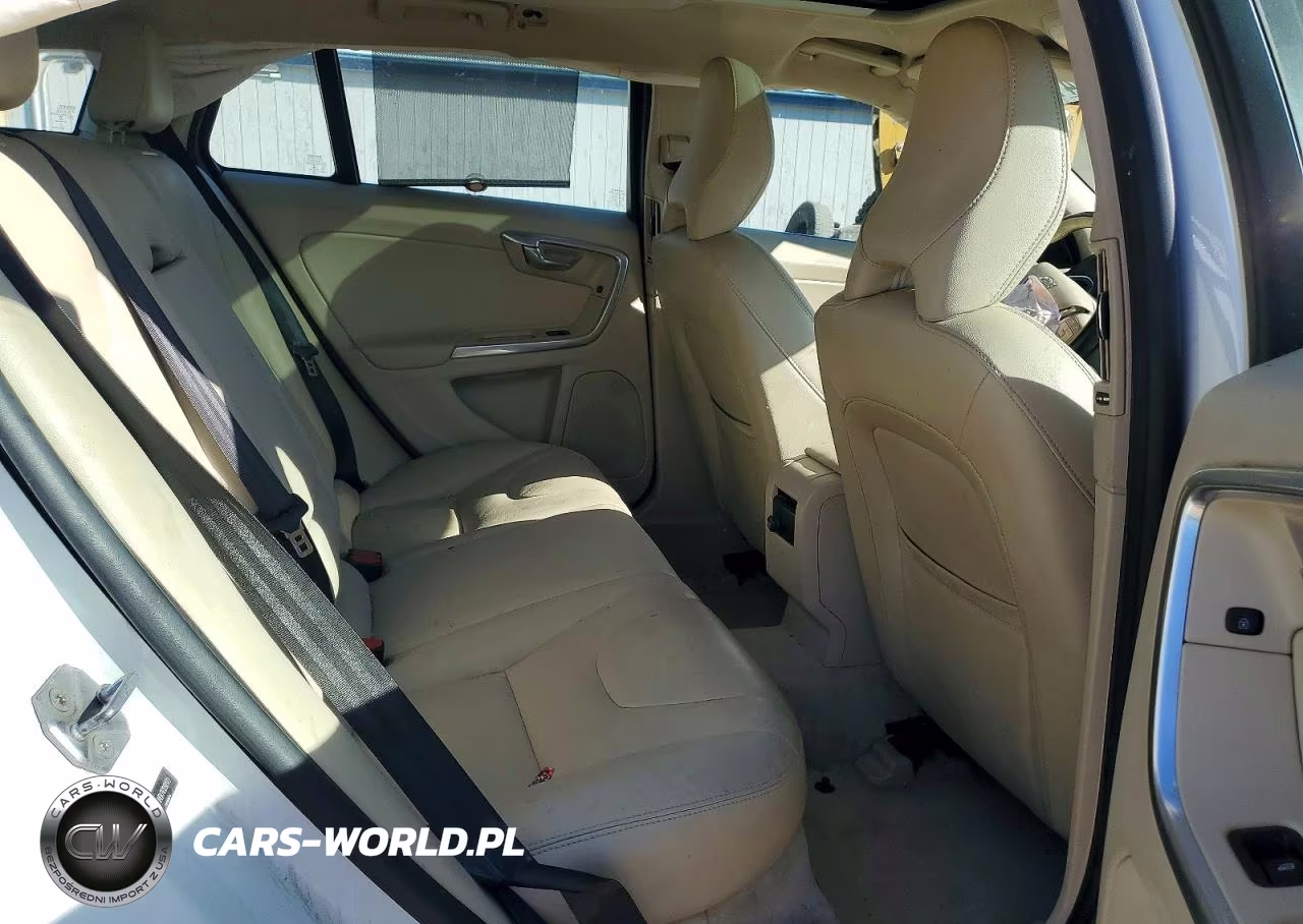 2016 Volvo V60 T5 Premier VIN:YV140MEK7G1292179 - 11