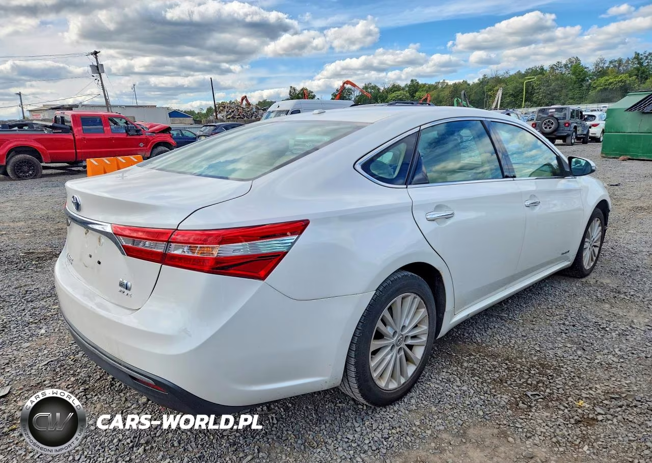 2013 Toyota Avalon Hybrid Xle Touring VIN:4T1BD1EB2DU012898 - 3