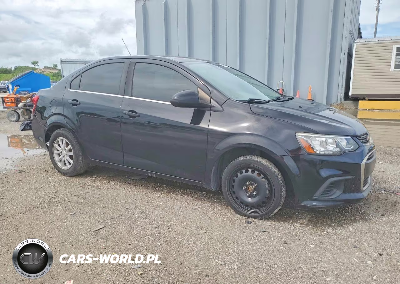 2019 Chevrolet Sonic Lt VIN:1G1JD5SB6K4119339 - 4
