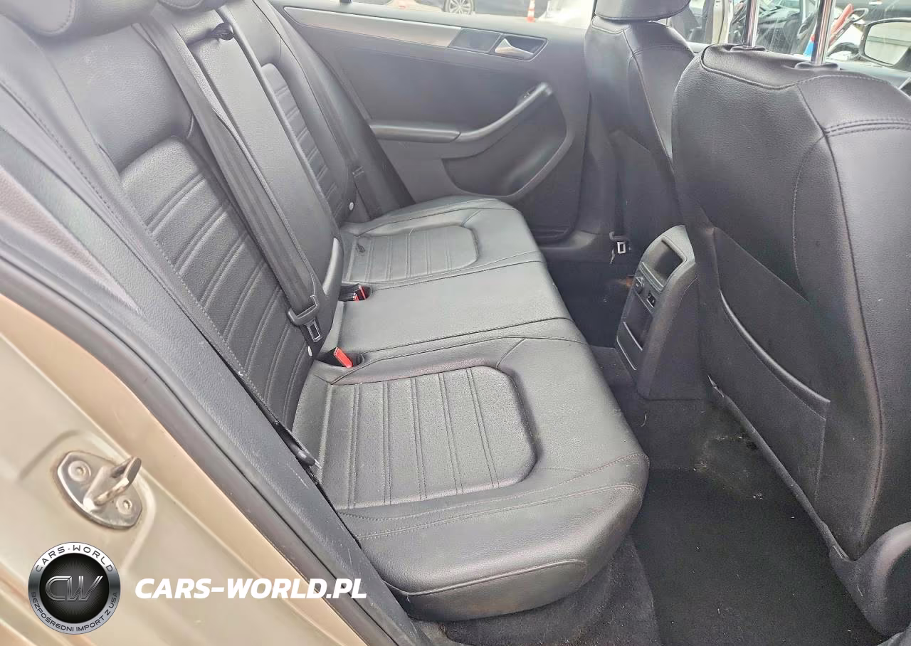 2014 Volkswagen Jetta Sel VIN:3VWL17AJXEM262684 - 10