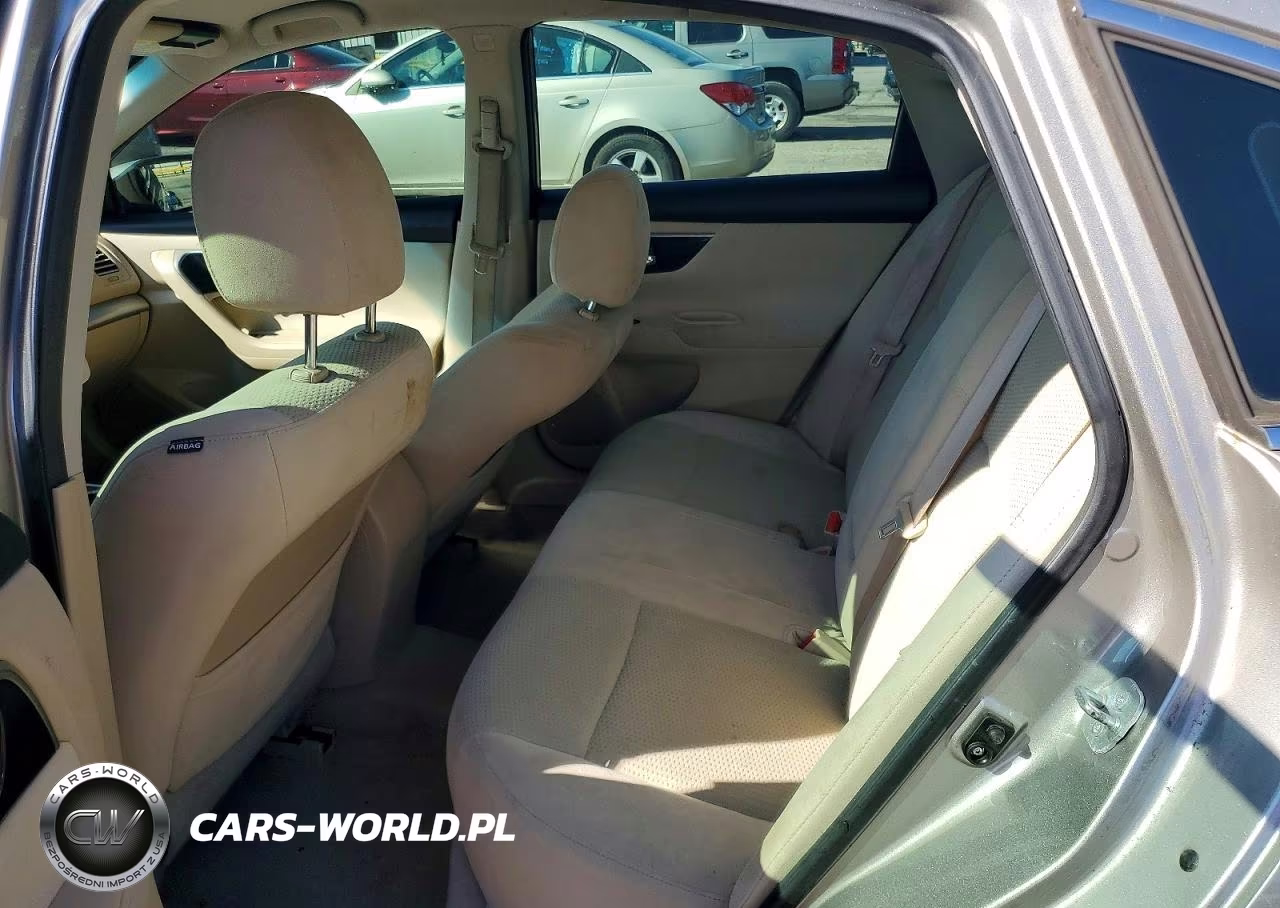 2014 Nissan Altima 2.5 S VIN:1N4AL3AP5EN217388 - 10