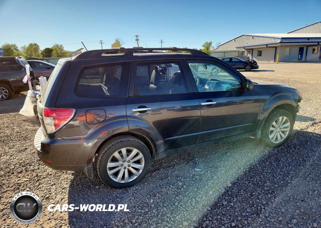 2011 Subaru Forester Limited VIN:JF2SHAEC2BH707780 - 3