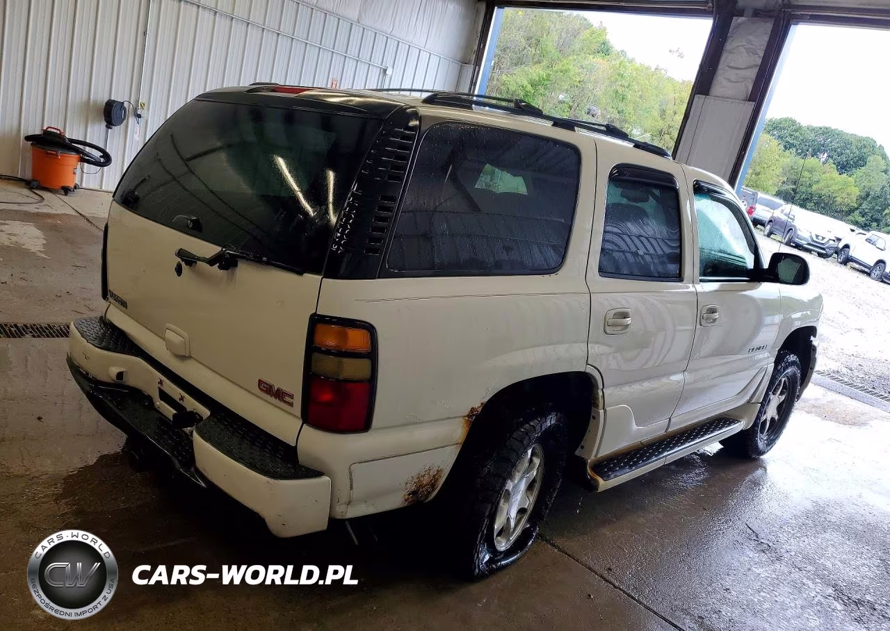 2005 GMC Yukon Denali VIN:1GKEK63U05J263662 - 3