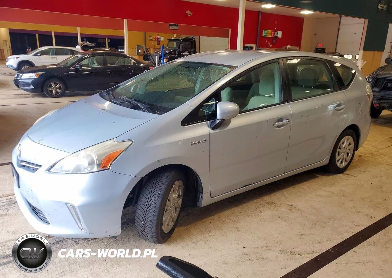 2012 Toyota Prius V Three – zdjęcie 1 z 13