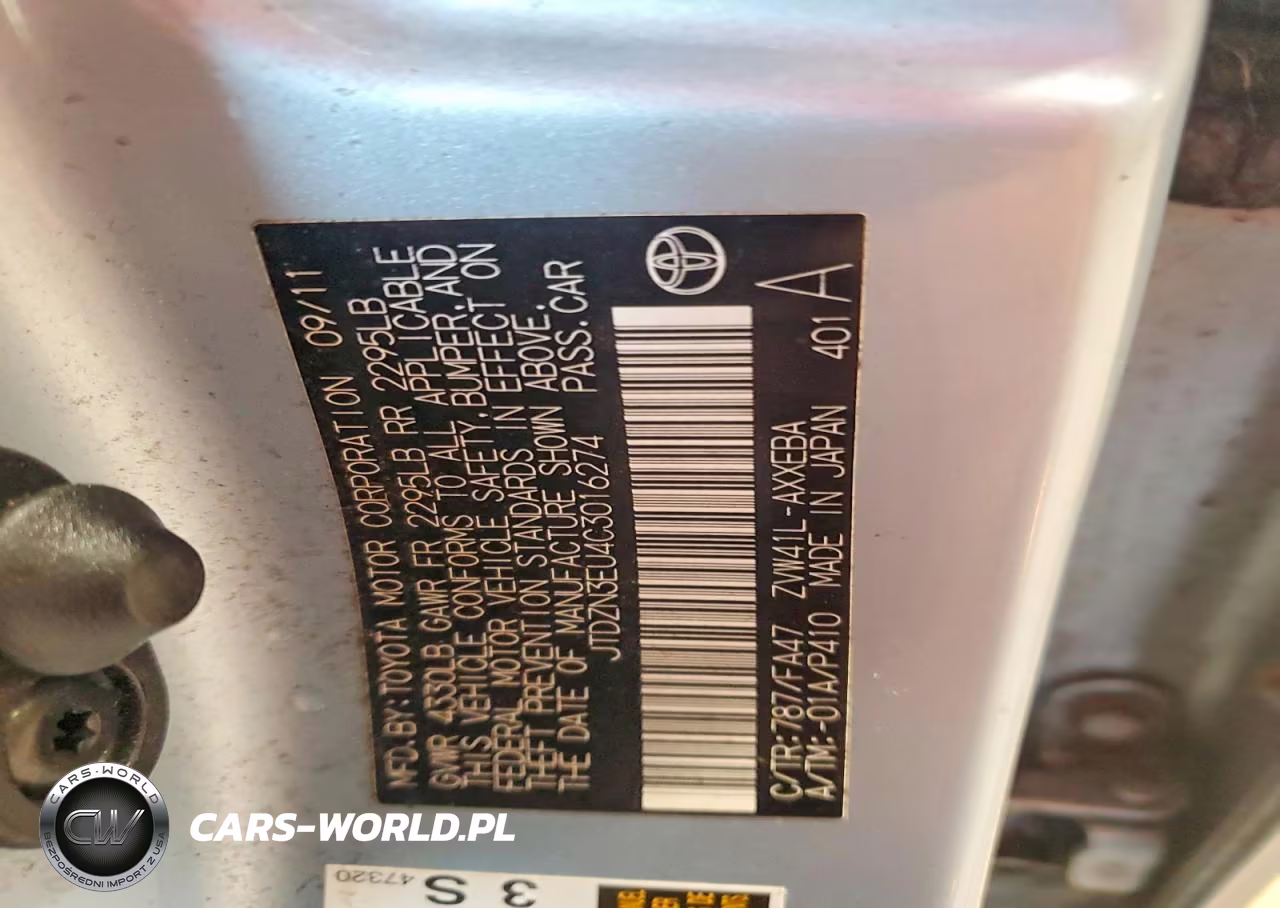 2012 Toyota Prius V Three VIN:JTDZN3EU4C3016274 - 13