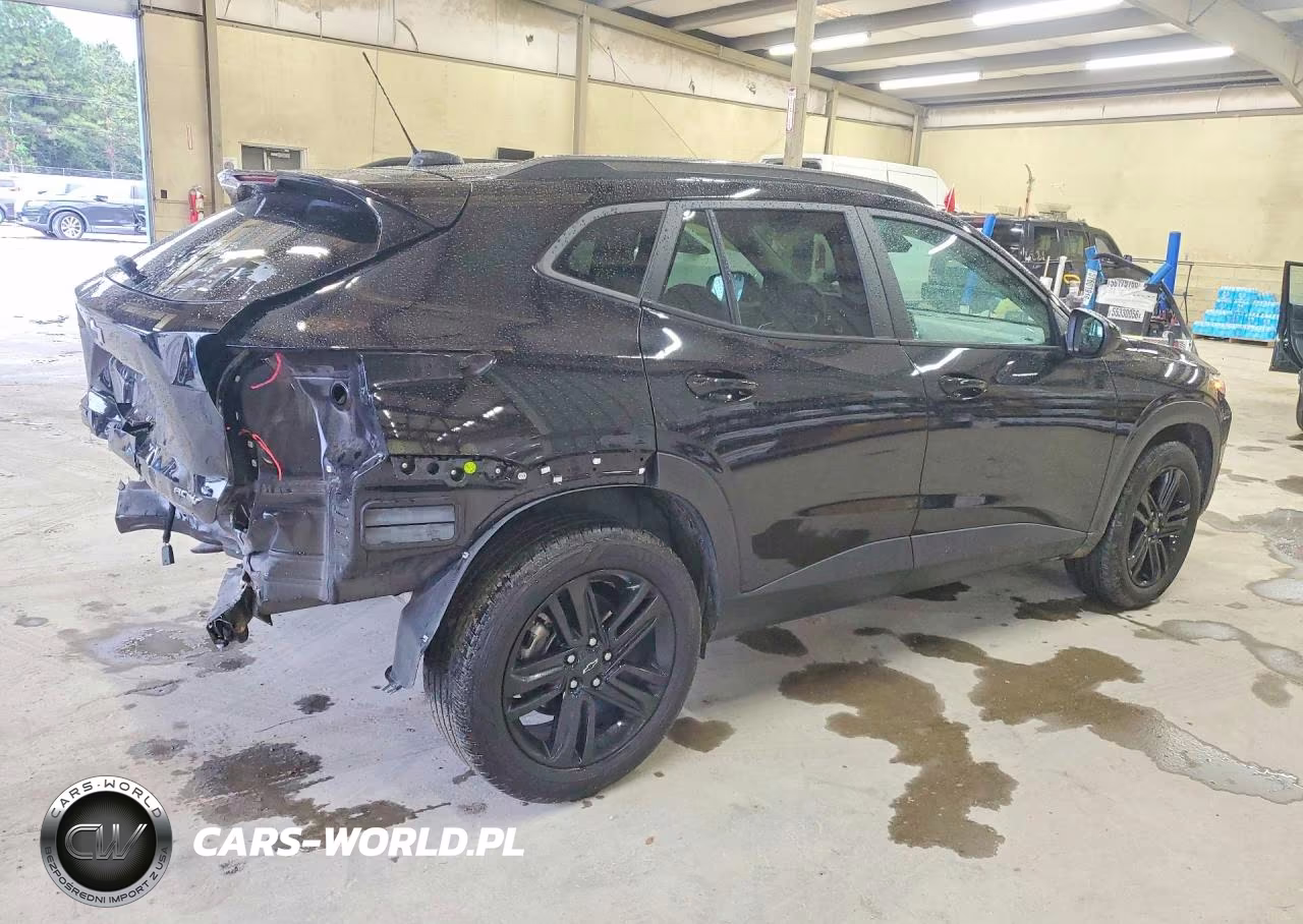 2025 Chevrolet Trax Activ VIN:KL77LKEP7SC077843 - 3