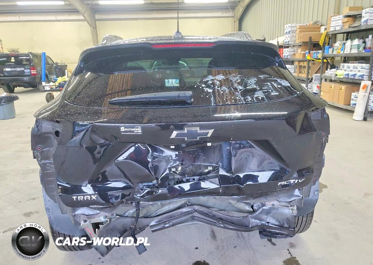 2025 Chevrolet Trax Activ VIN:KL77LKEP7SC077843 - 6