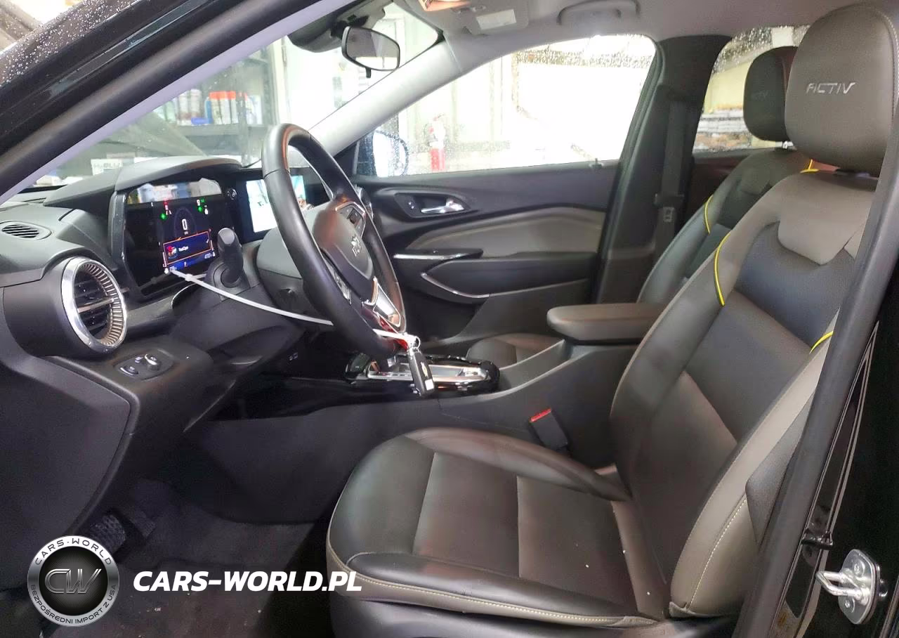 2025 Chevrolet Trax Activ VIN:KL77LKEP7SC077843 - 7