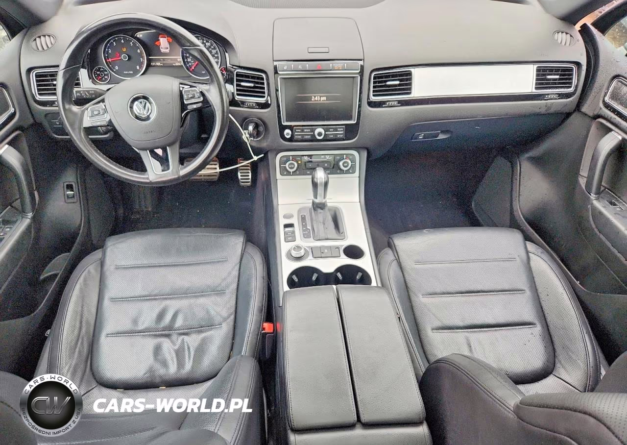 2017 Volkswagen Touareg Wolfsburg VIN:WVGRF7BP5HD001072 - 8