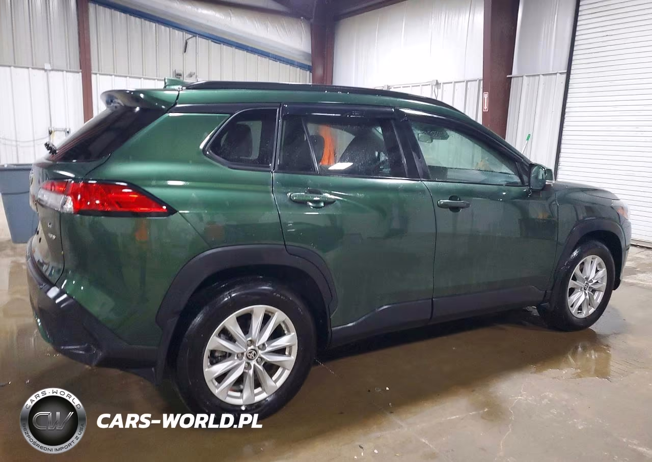 2023 Toyota Corolla Cross Le VIN:7MUBAABG9PV074293 - 3