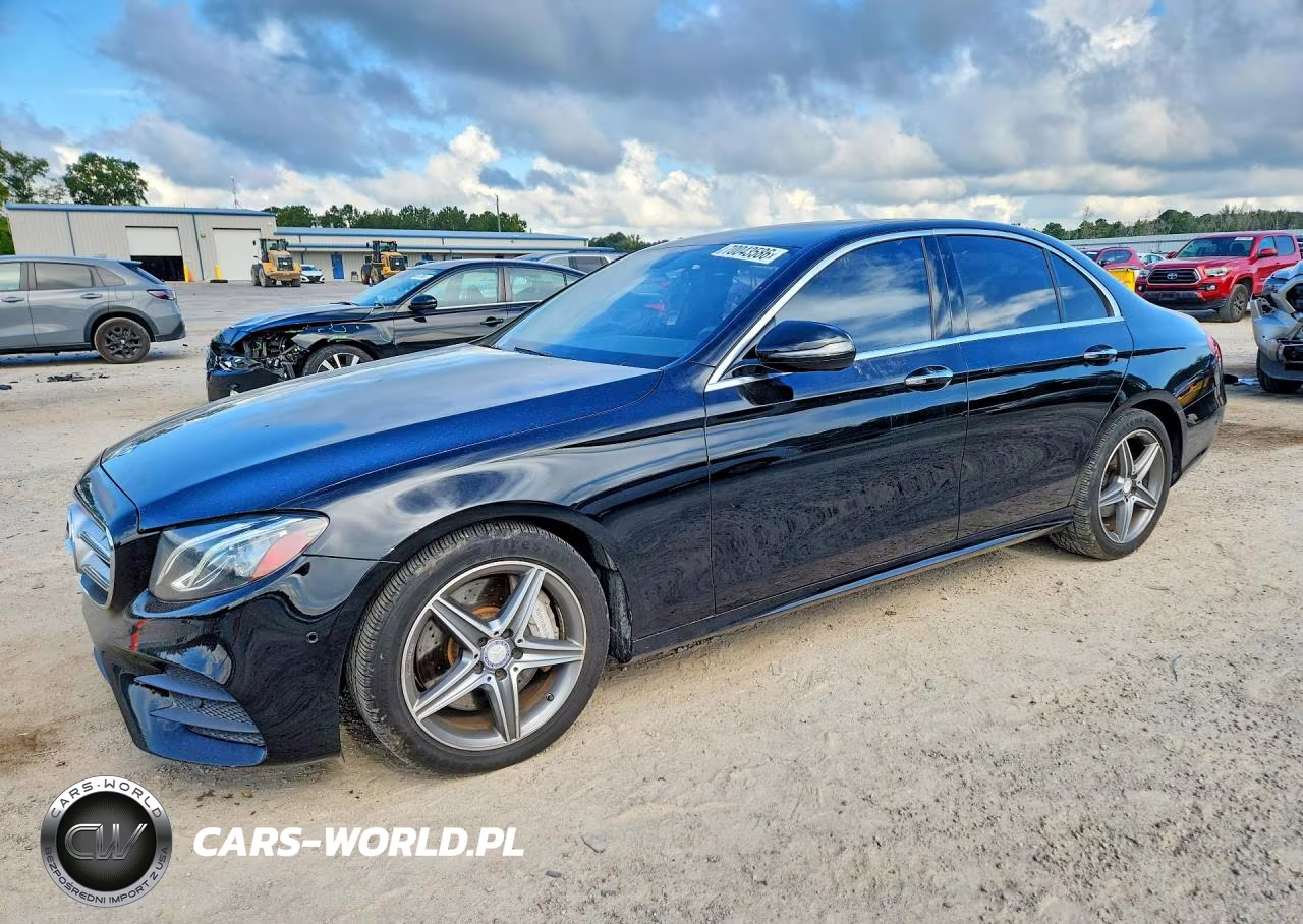 2017 Mercedes-Benz E 300 VIN:WDDZF4JB5HA011410 - 1