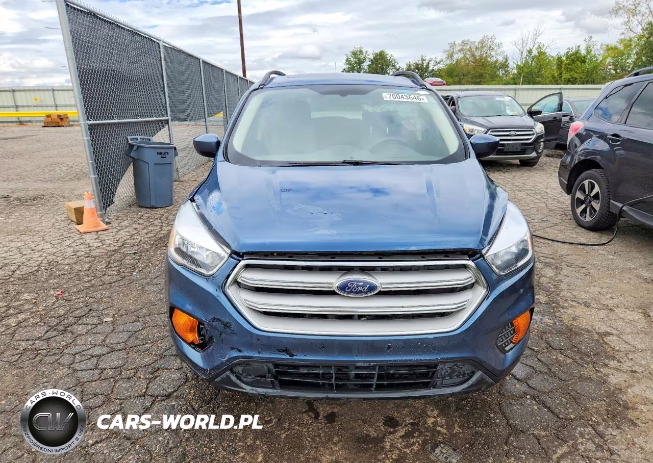 2018 Ford Escape Se VIN:1FMCU9GD0JUC40475 - 5