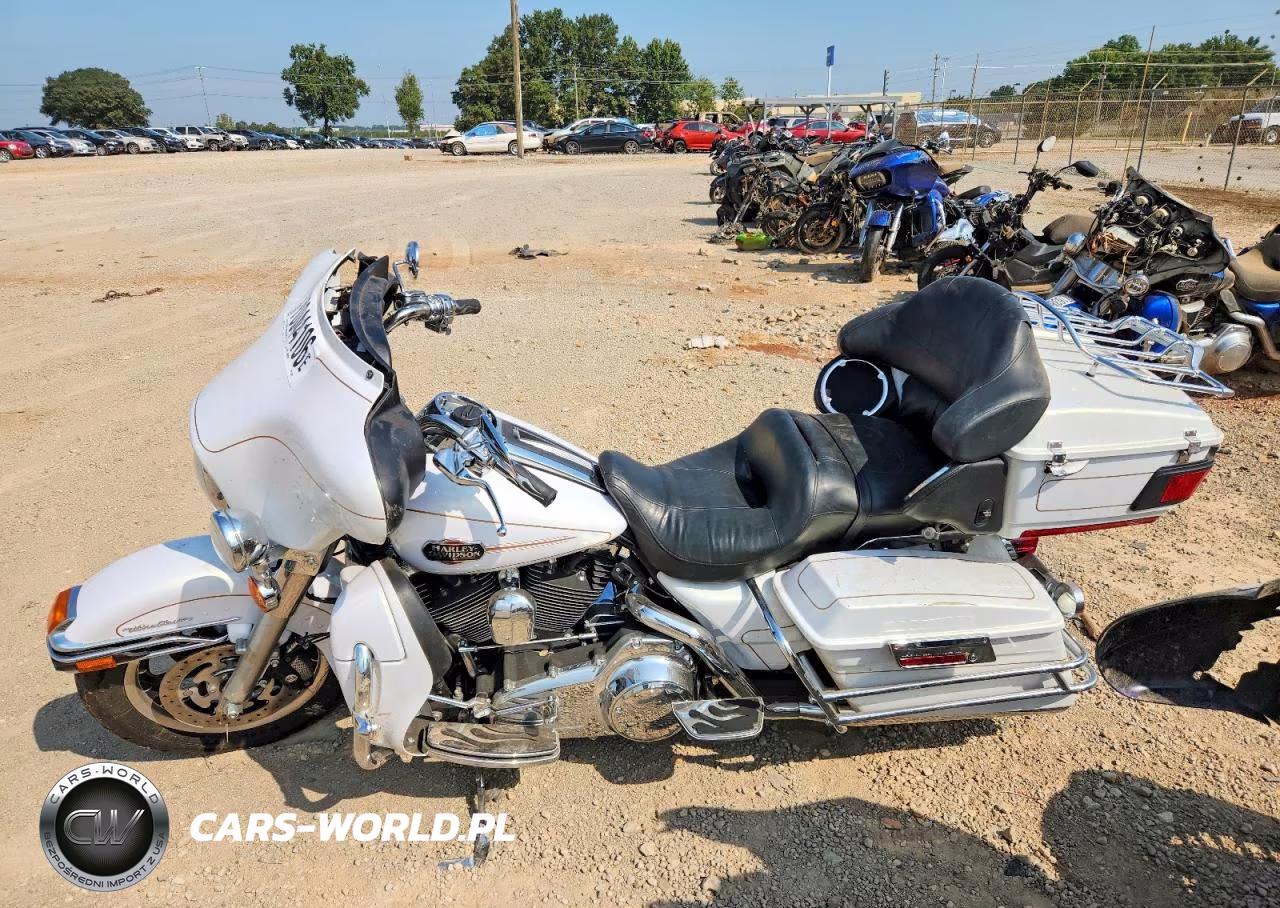 2008 Harley-Davidson Flhtcui VIN:1HD1FC4168Y630091 - 3
