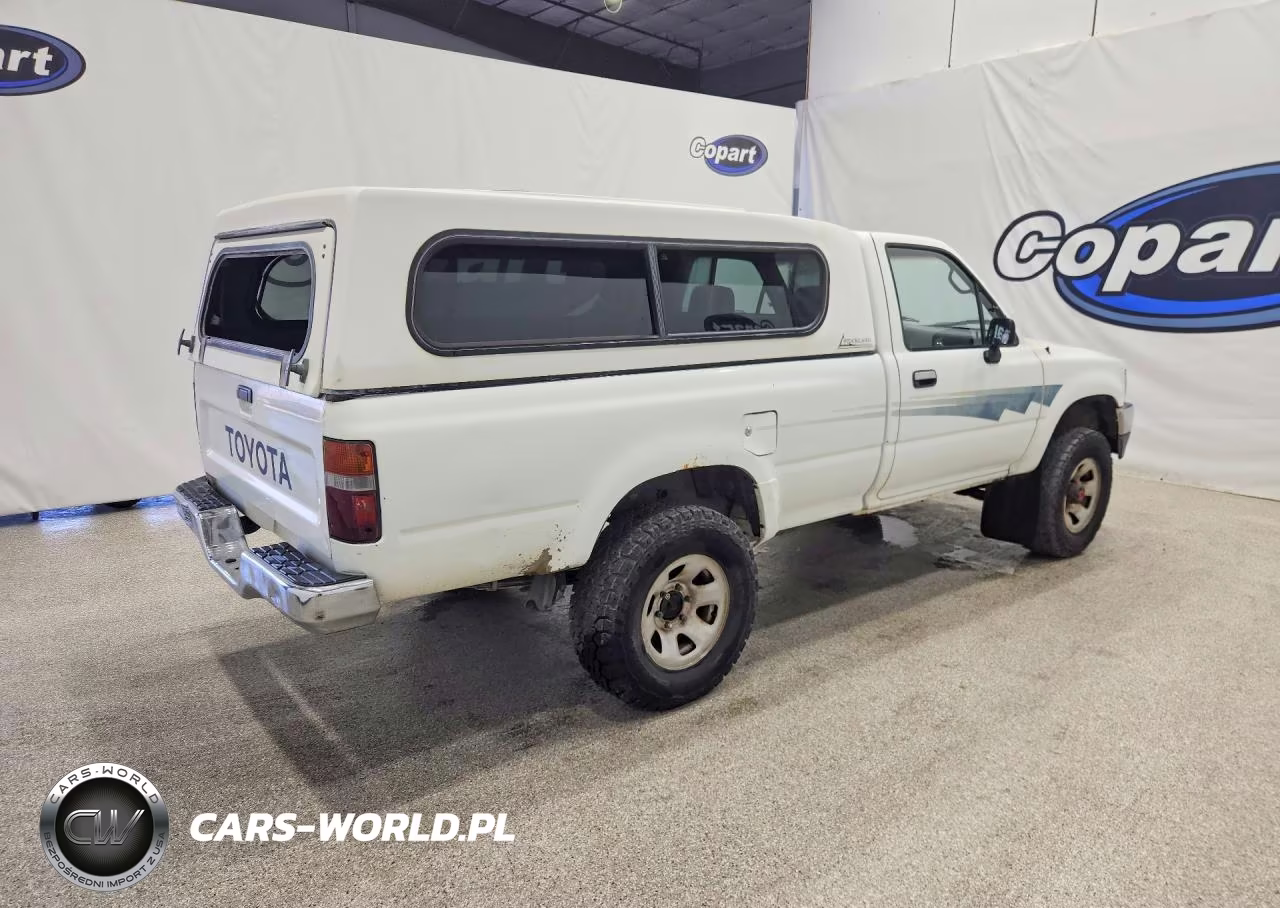 1992 Toyota Pickup Deluxe VIN:JT4RN02PXN7003120 - 3