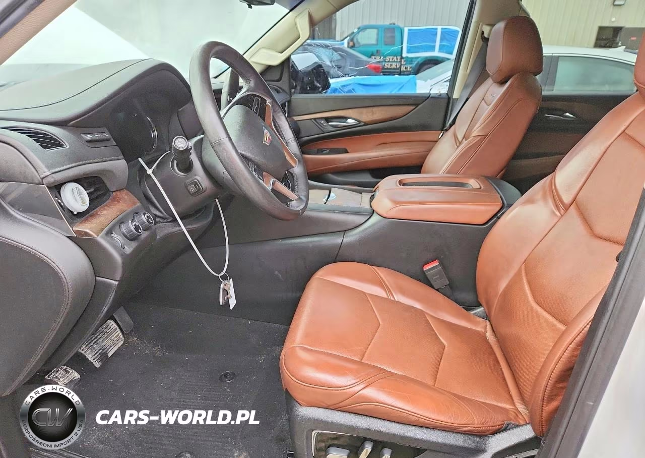 2017 Cadillac Escalade Luxury VIN:1GYS4BKJXHR383459 - 7