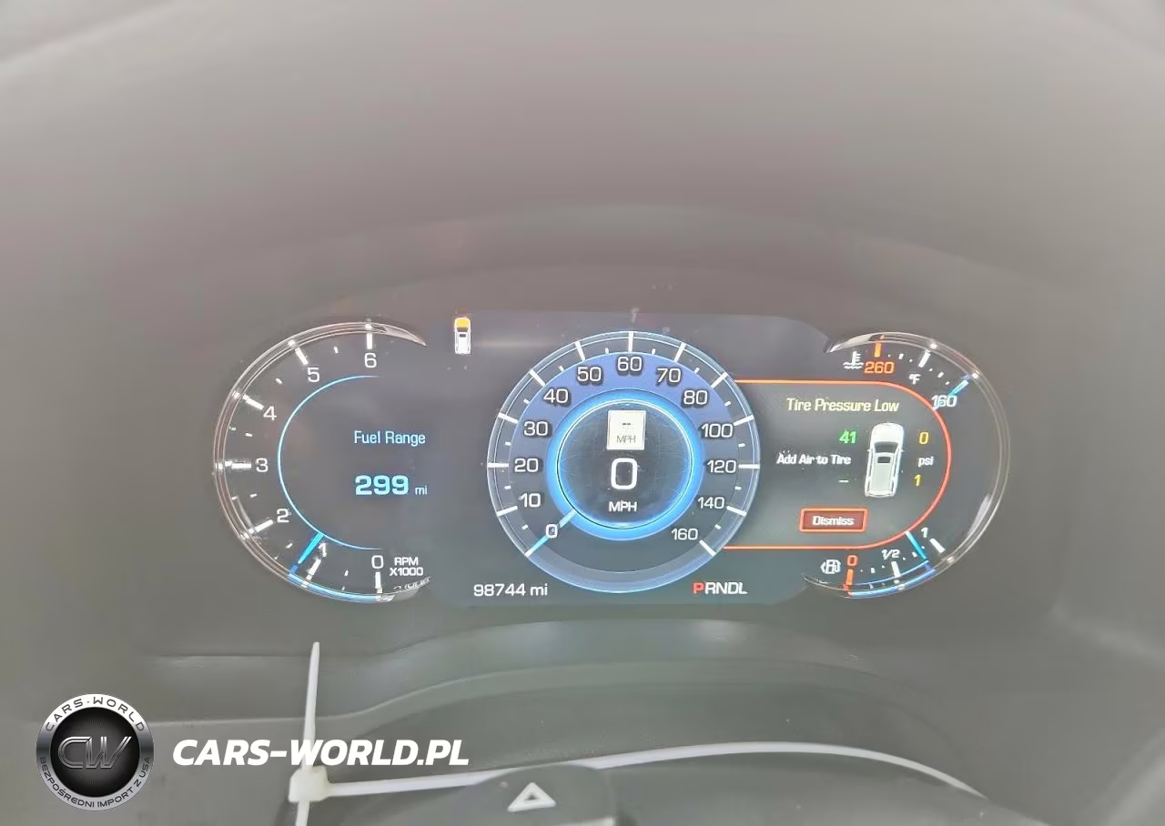 2017 Cadillac Escalade Luxury VIN:1GYS4BKJXHR383459 - 9