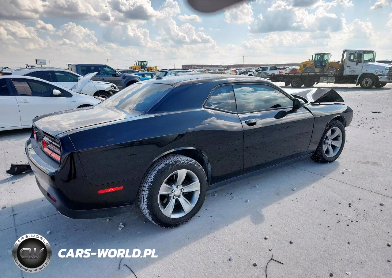 2015 Dodge Challenger Sxt VIN:2C3CDZAG5FH710005 - 3