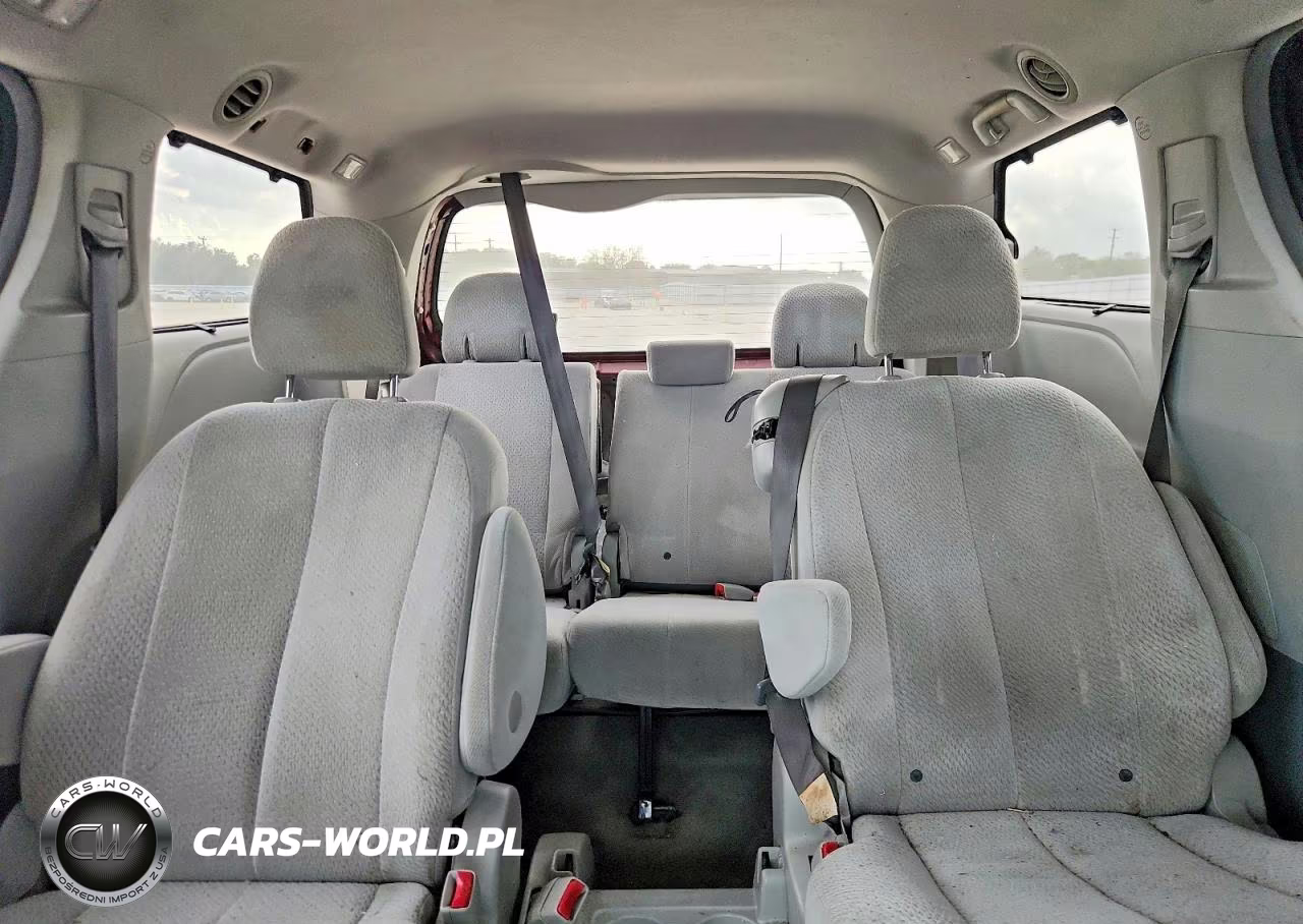 2011 Toyota Sienna Le VIN:5TDKK3DC7BS120533 - 10