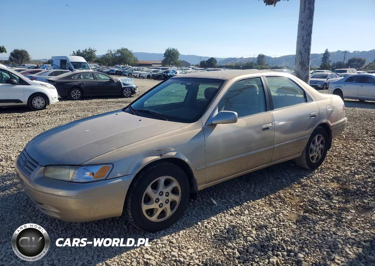 1999 Toyota Camry Le V6