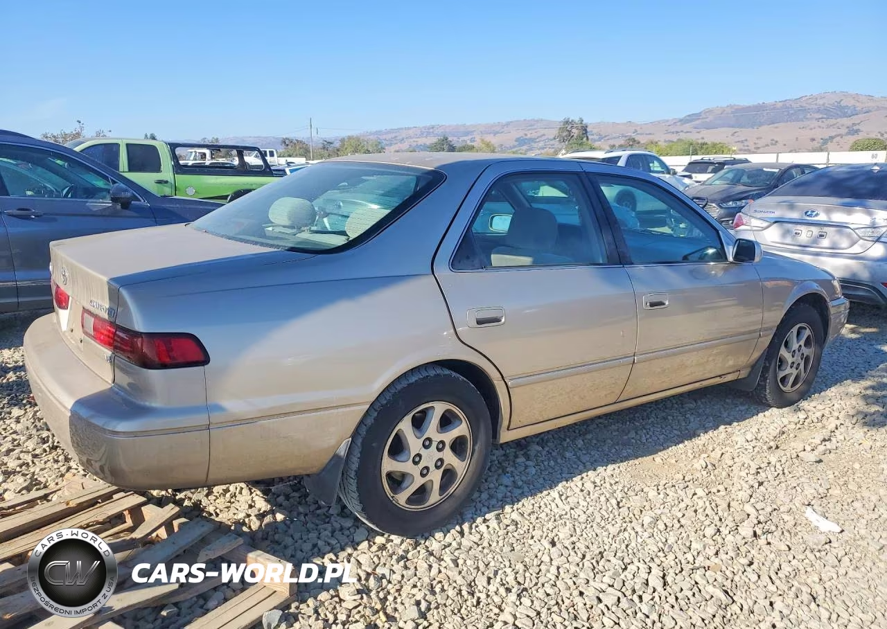 1999 Toyota Camry Le V6 VIN:JT2BF22K1X0184448 - 3