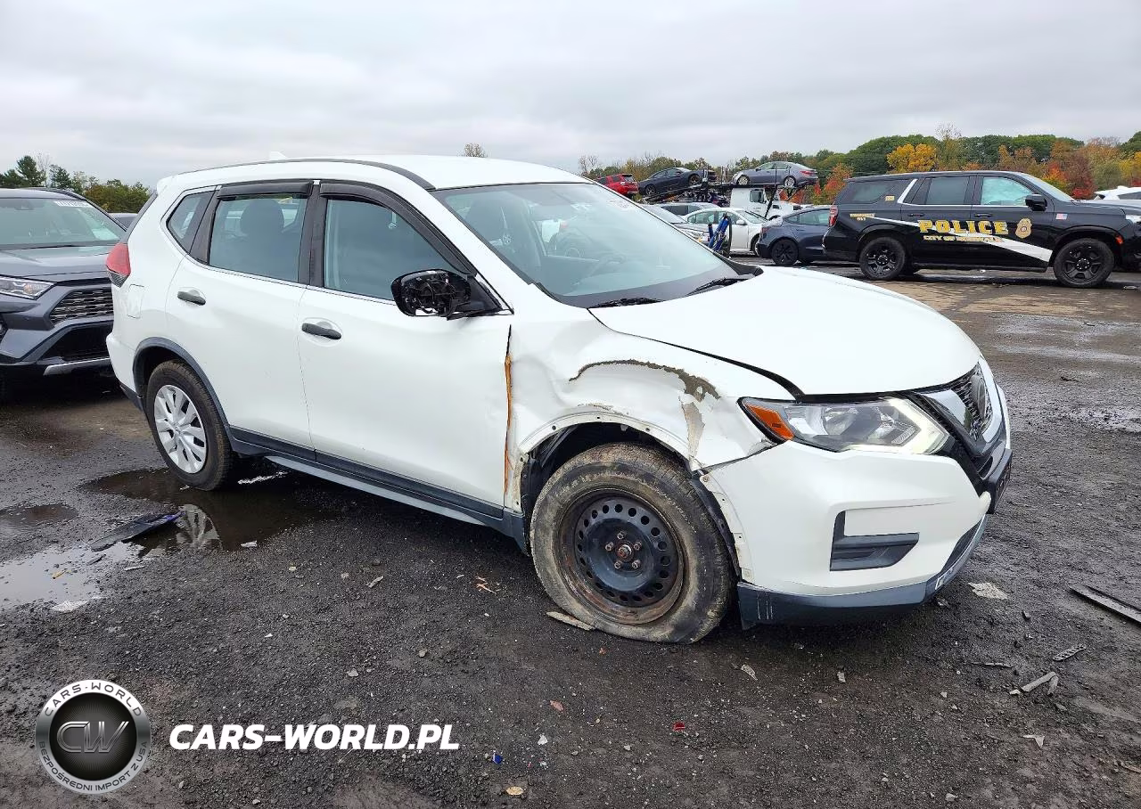 2018 Nissan Rogue S VIN:JN8AT2MV1JW314045 - 4