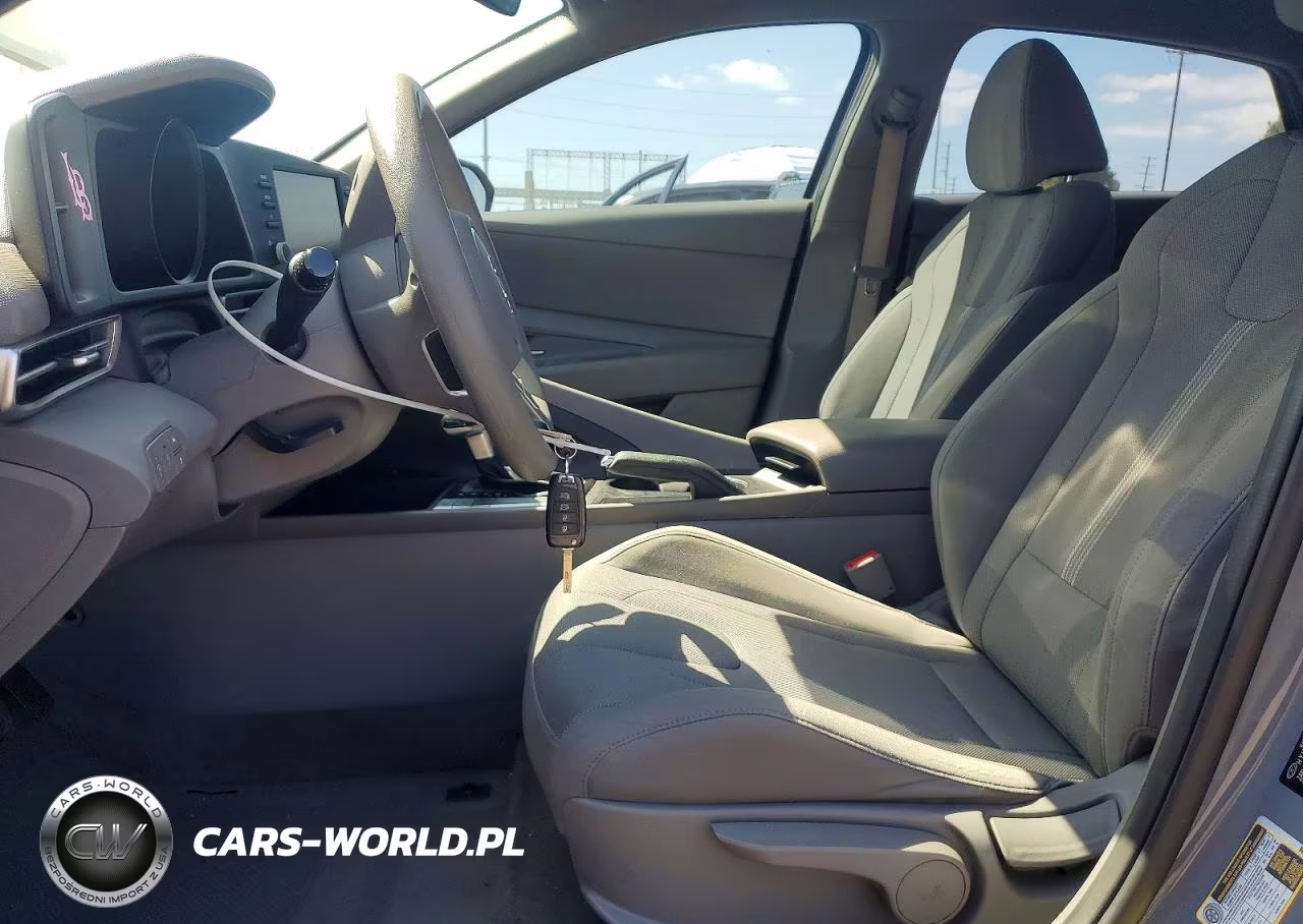 2021 Hyundai Elantra Se VIN:KMHLL4AG8MU140850 - 7