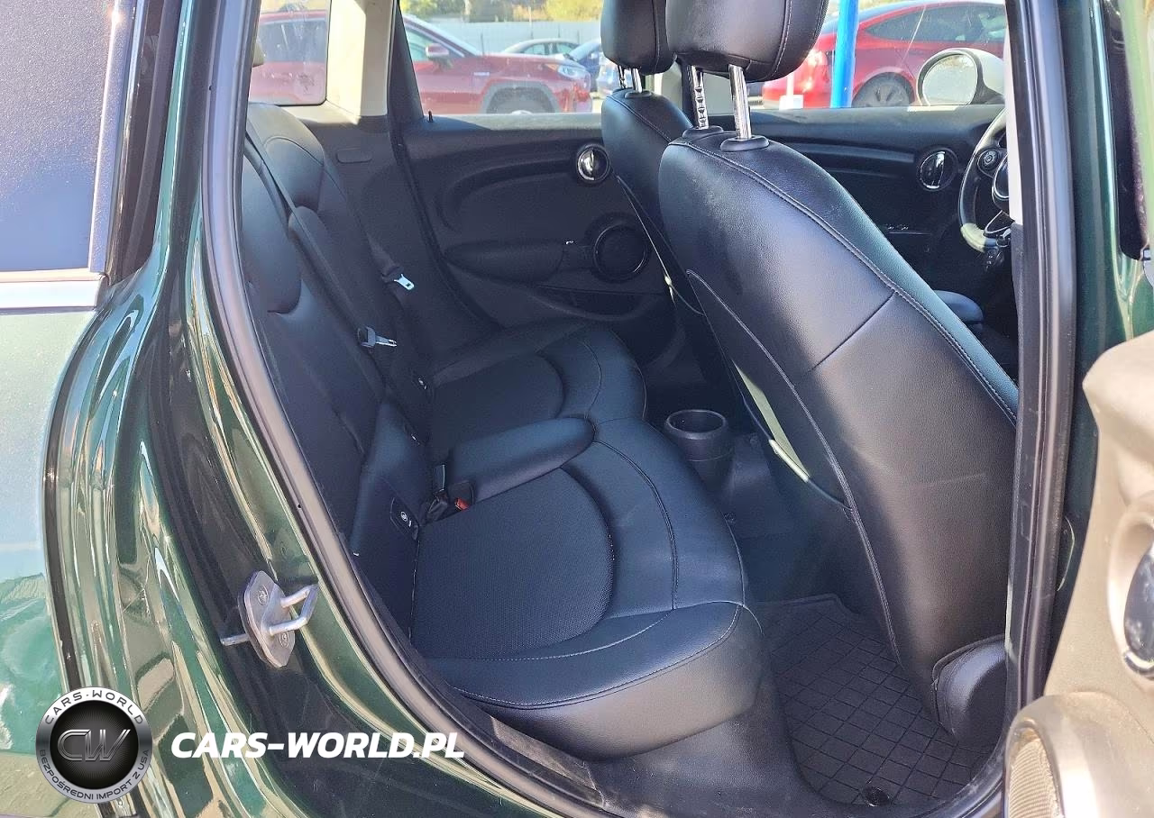 2015 Mini Cooper VIN:WMWXS5C59FT829182 - 10