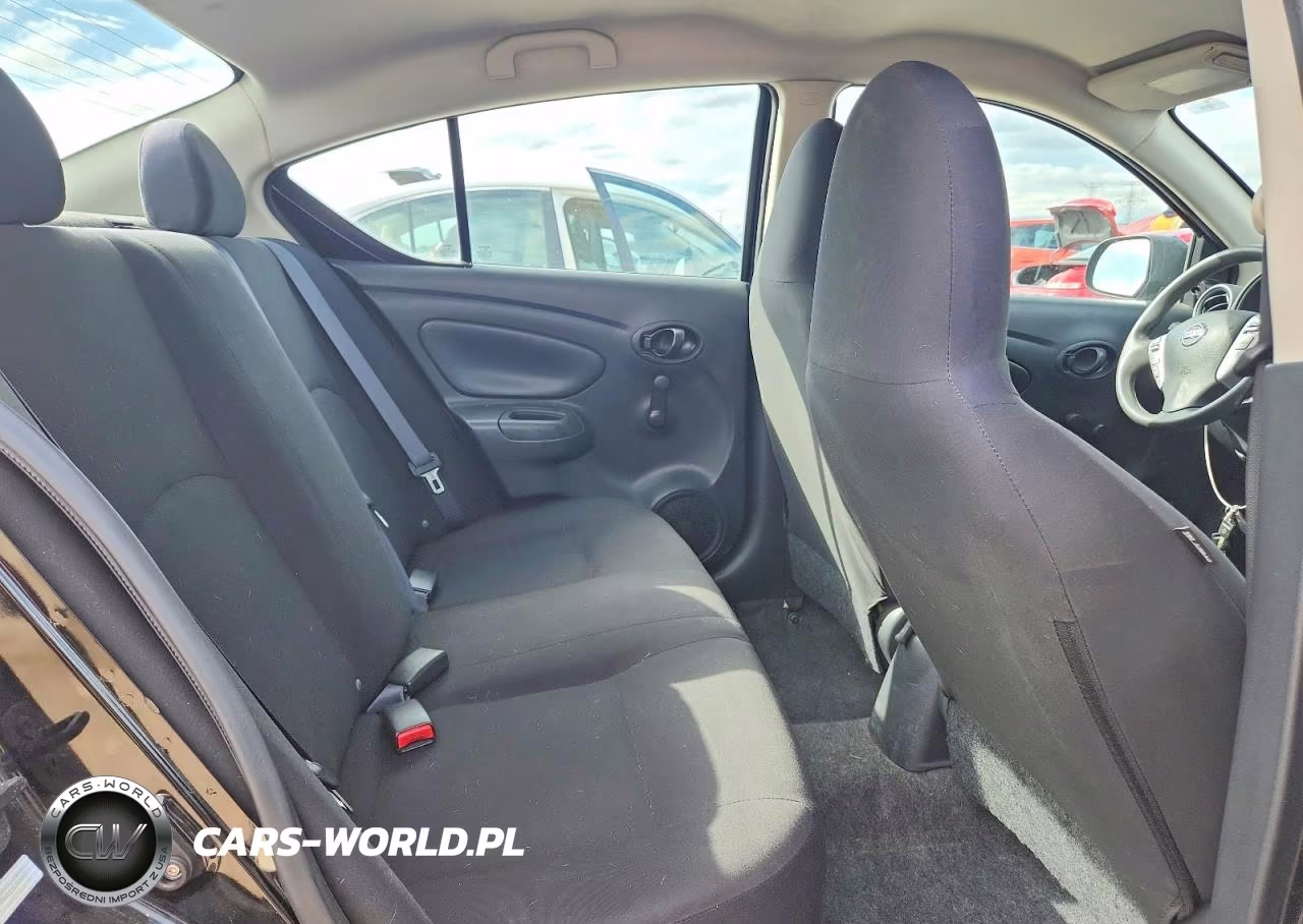 2015 Nissan Versa 1.6 S Plus VIN:3N1CN7AP4FL805971 - 10