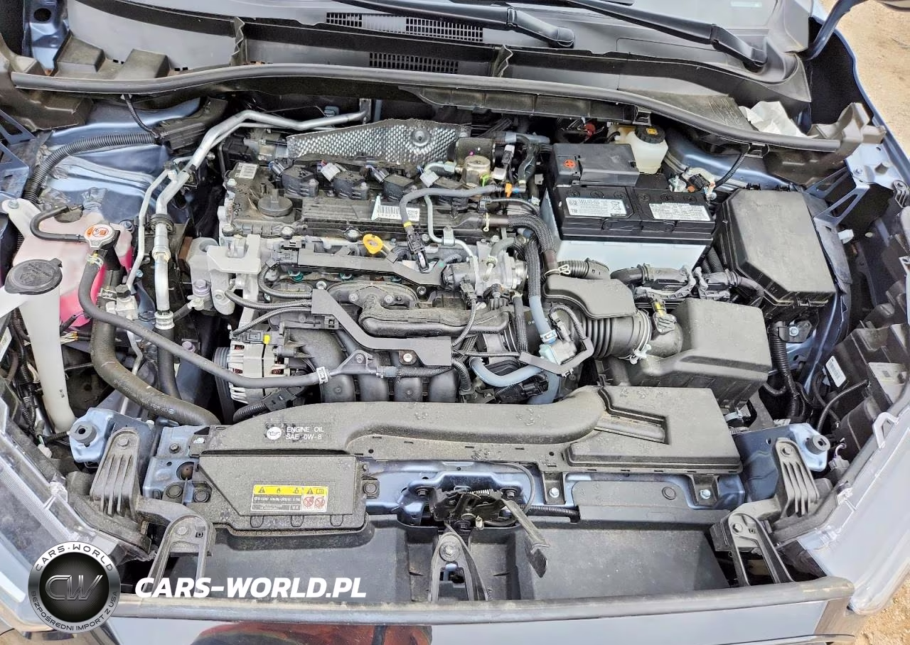 2025 Toyota Corolla Cross Le VIN:7MUCAABG1SV143135 - 11