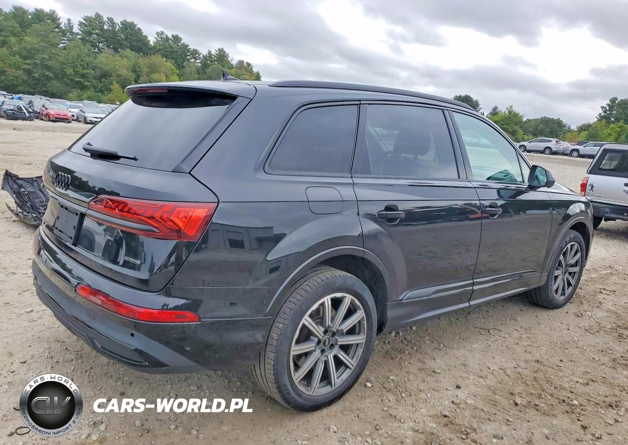 2023 Audi Q7 Premium Plus VIN:WA1LCBF7XPD008267 - 3