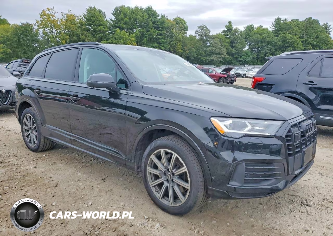 2023 Audi Q7 Premium Plus VIN:WA1LCBF7XPD008267 - 4