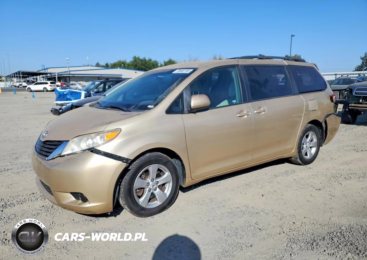 2012 Toyota Sienna Le