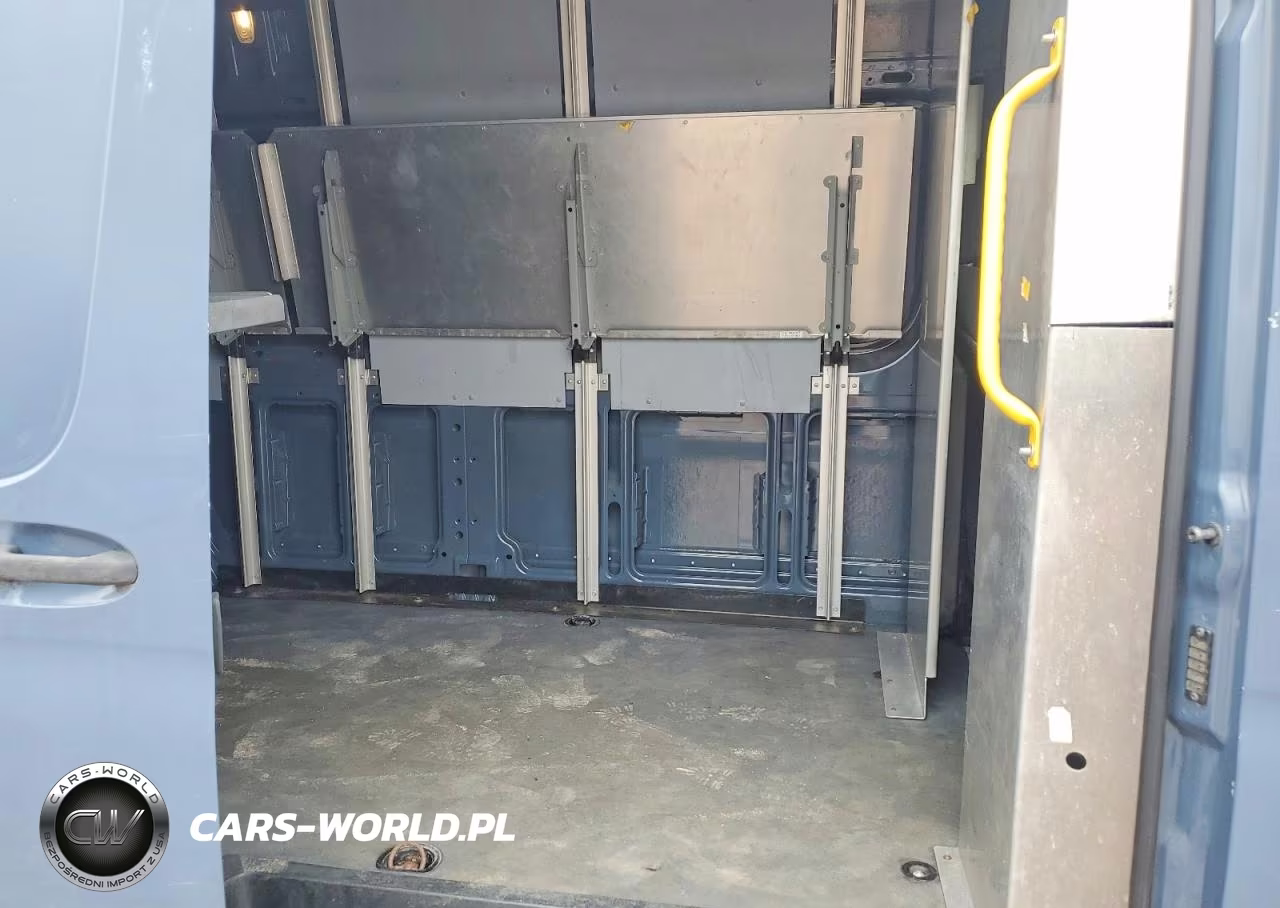 2019 Mercedes-Benz Sprinter 2500-3500 VIN:WD4PF1CD4KP128002 - 11