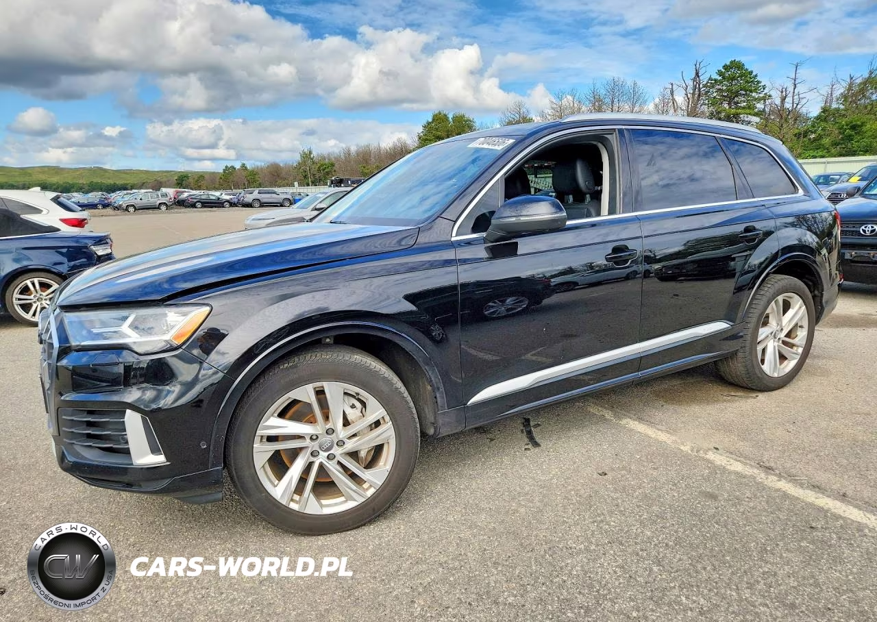 2020 Audi Q7 Premium Plus