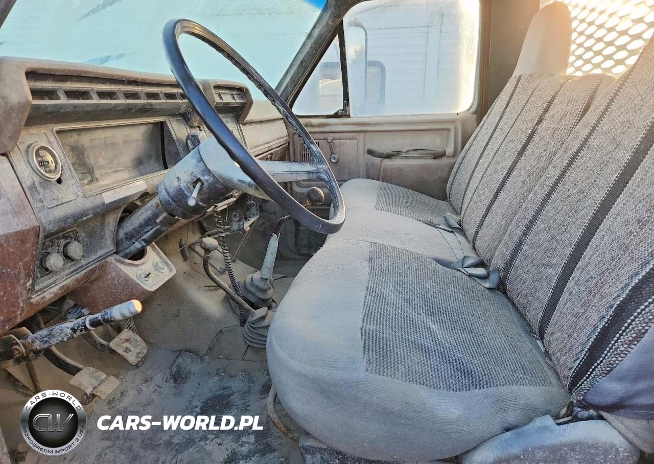 1982 Ford F700 VIN:1FDNF77HXCVA50383 - 7