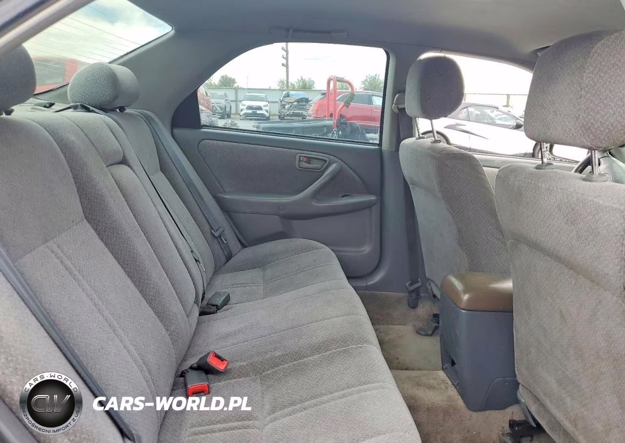 2000 Toyota Camry Le VIN:JT2BG22K1Y0400362 - 10