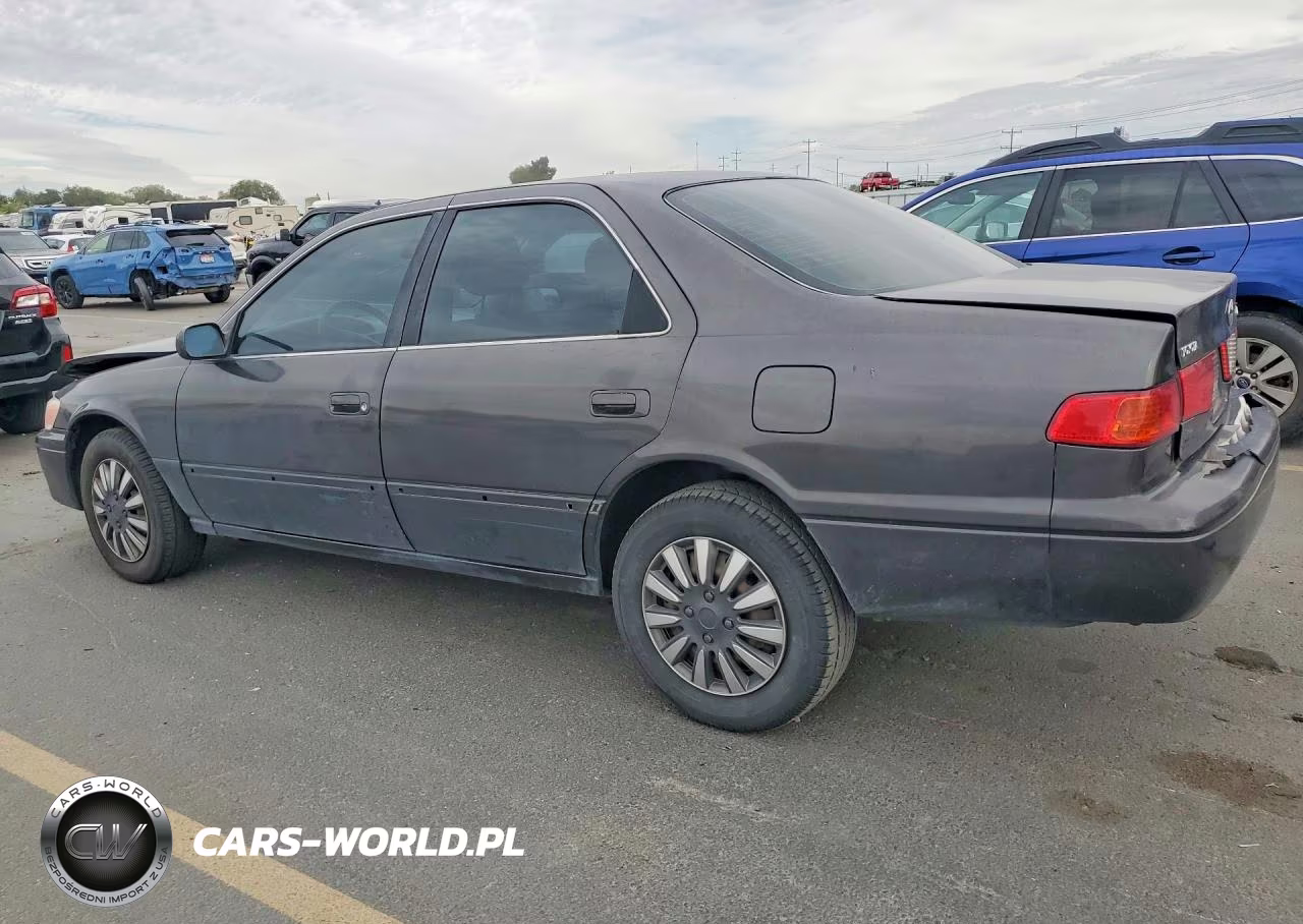 2000 Toyota Camry Le VIN:JT2BG22K1Y0400362 - 2