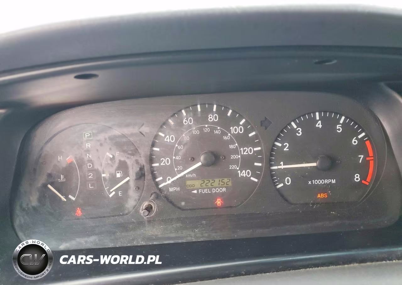 2000 Toyota Camry Le VIN:JT2BG22K1Y0400362 - 9