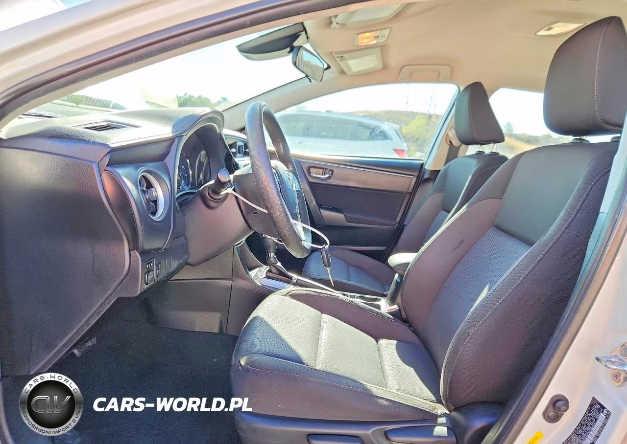 2019 Toyota Corolla Le VIN:5YFBURHE2KP896649 - 7
