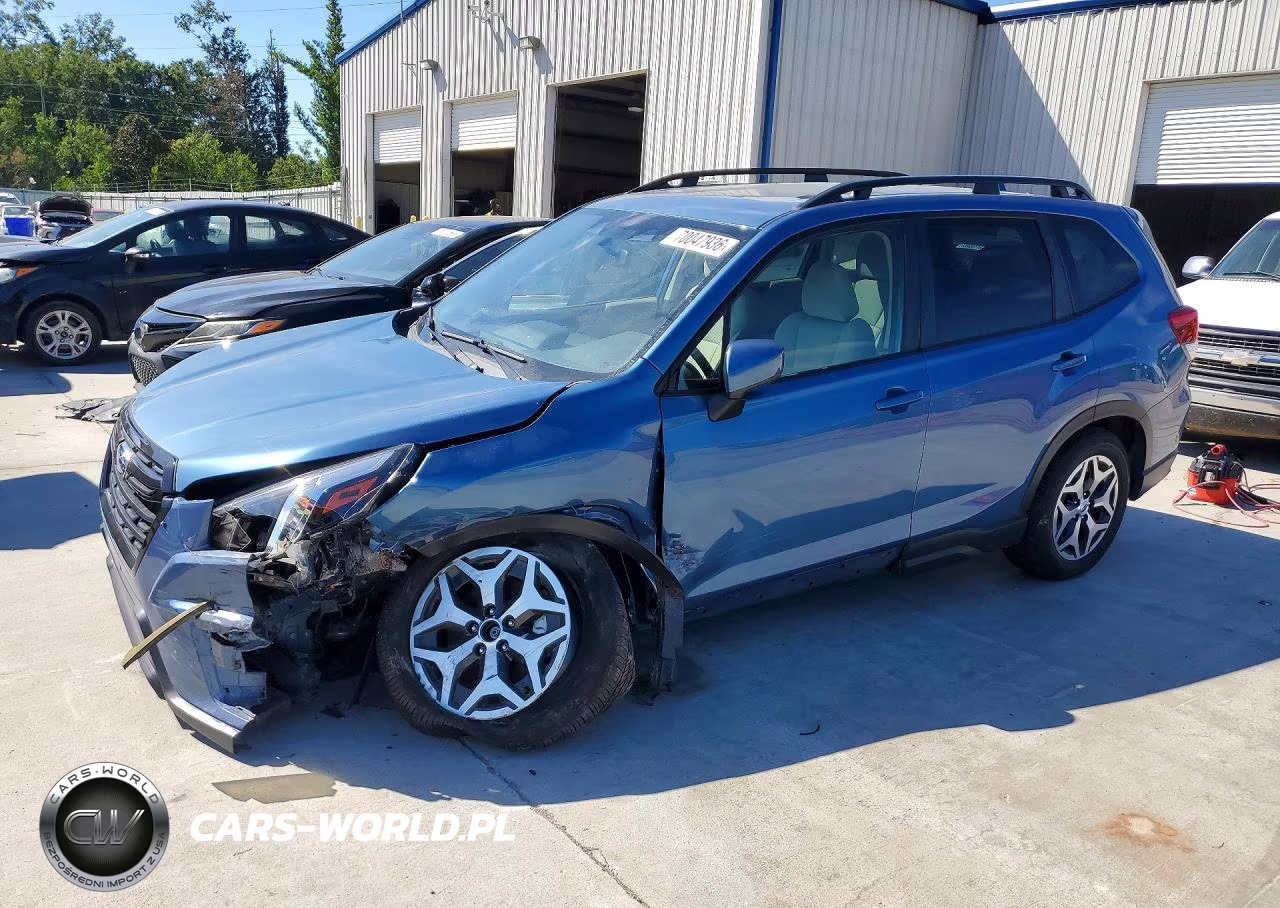 2023 Subaru Forester Premium – zdjęcie 1 z 13