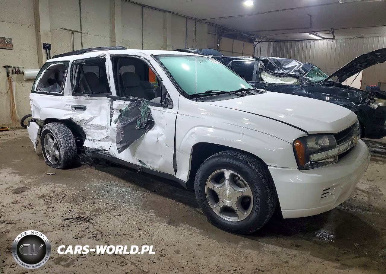 2007 Chevrolet Trailblazer Ls VIN:1GNDS13S072278126 - 4