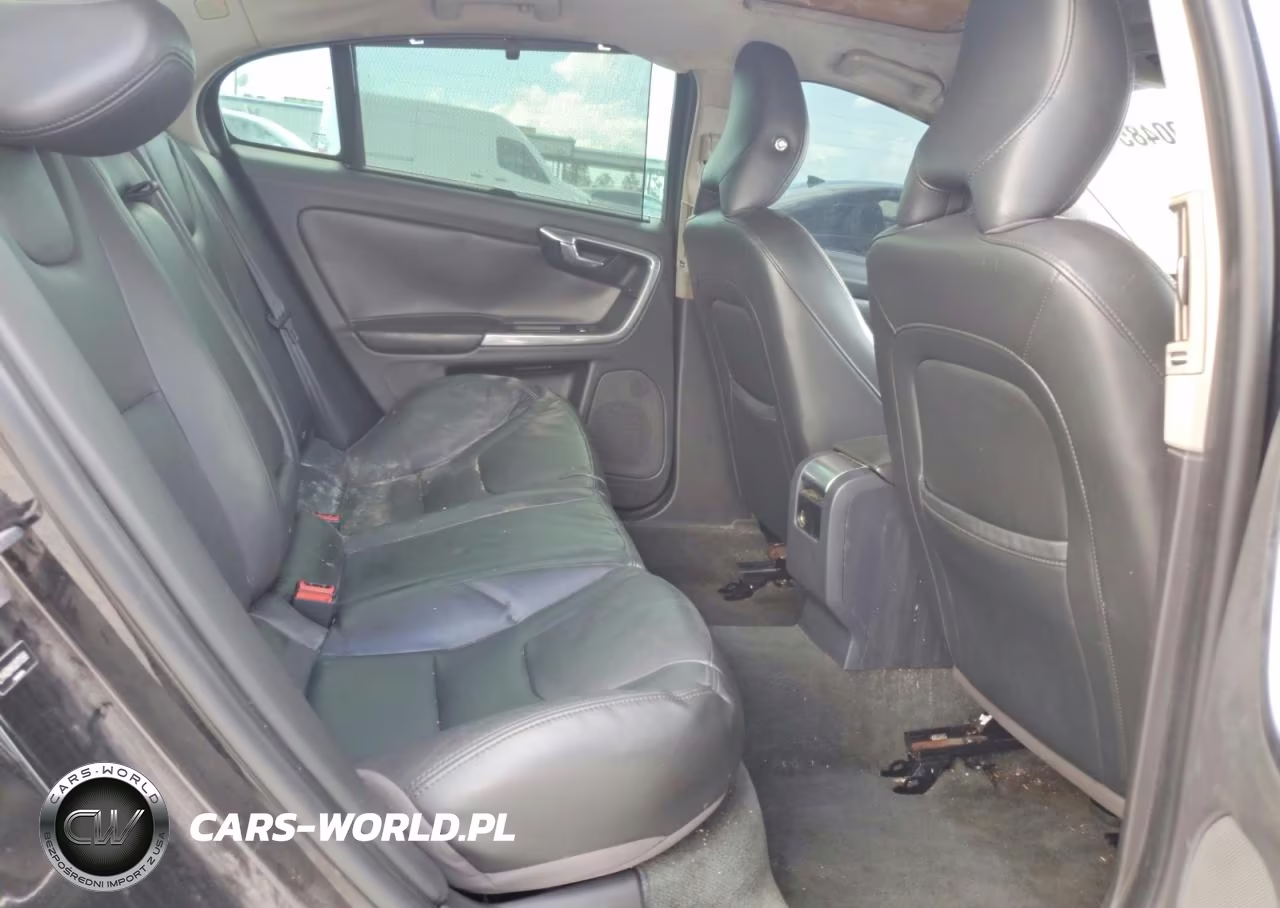 2018 Volvo S60 Premier VIN:LYV402HK8JB170596 - 10