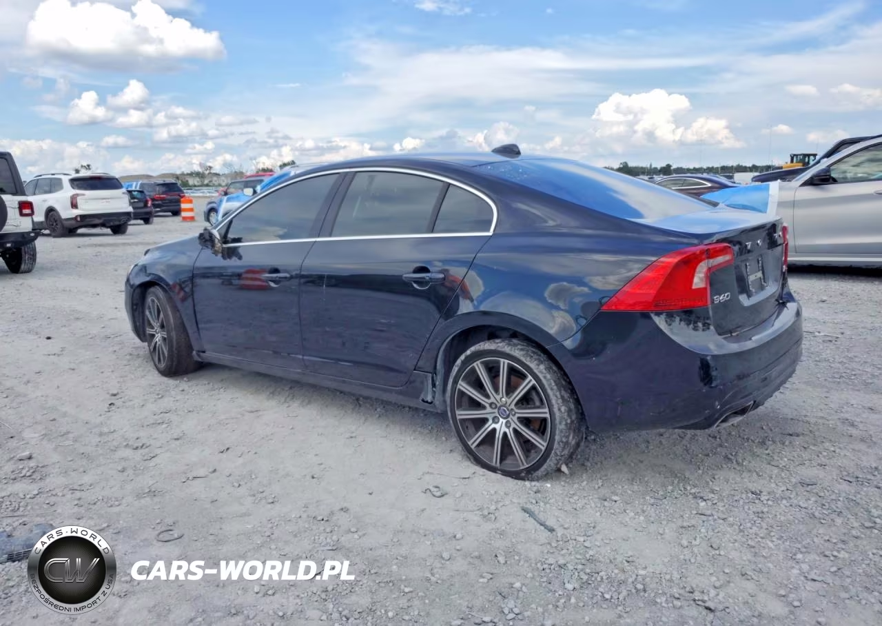 2018 Volvo S60 Premier VIN:LYV402HK8JB170596 - 2