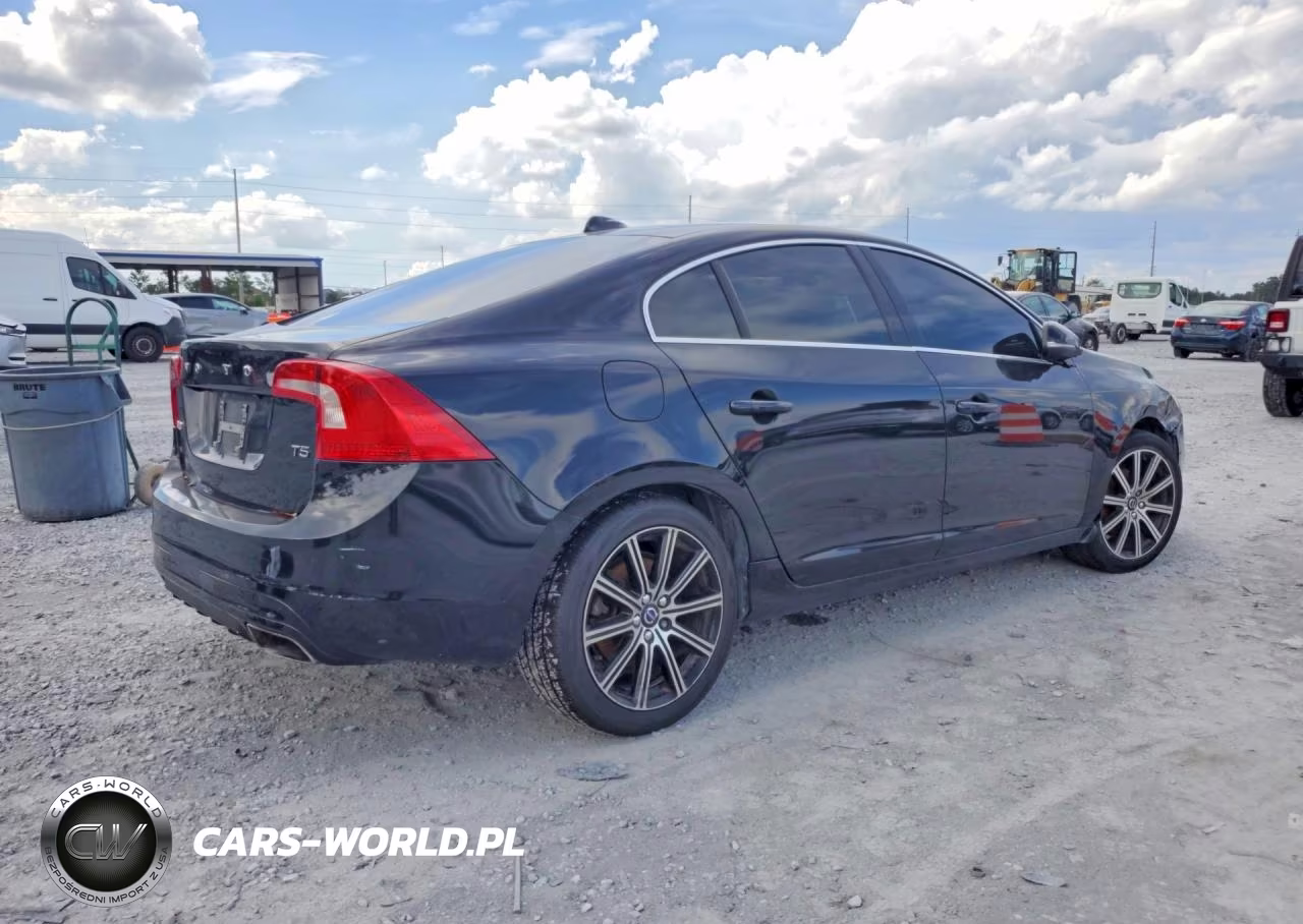 2018 Volvo S60 Premier VIN:LYV402HK8JB170596 - 3