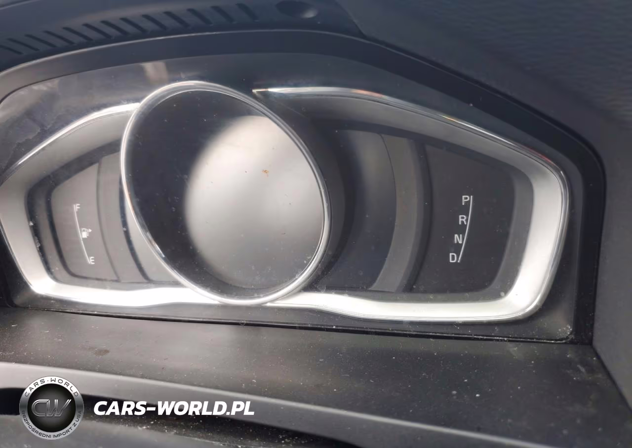 2018 Volvo S60 Premier VIN:LYV402HK8JB170596 - 9